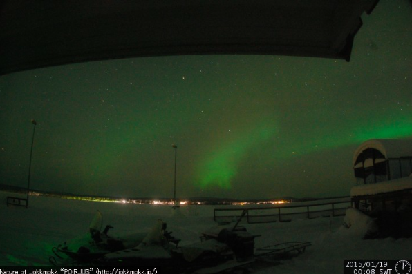 Armchair aurora watching