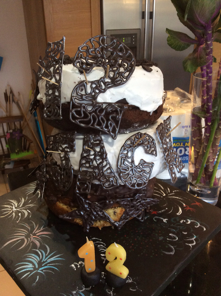 Ideas for a small but stunning celebration cake?