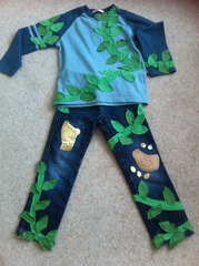 Upload pics of your World Book Day costumes for chance to win £100 of books for your school's library