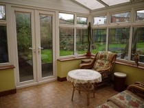Looking to buy this house. What do I do with the kitchen/ diner and how much will it cost me?