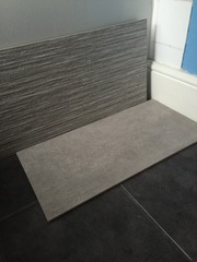 metro effect tiling (big tiles) in bathroom