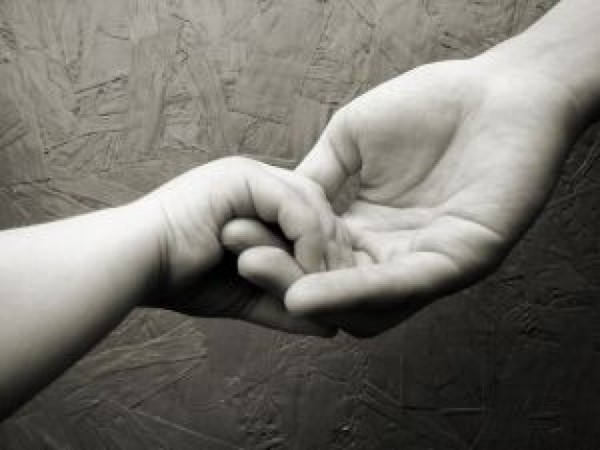 Trainee psychotherapist seeks participant for mother and baby observation study