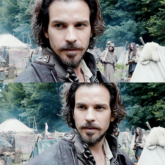 Swagger Inn. Thread 81. BBC Musketeers. Anything stuck in your teeth Aramis?