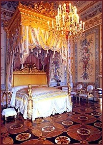 to restyle my magnolia IKEA house with the theme russian opulence even though I'm planning to move in 5ish years