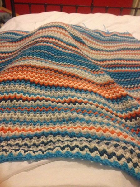V stitch crochet blanket. How to edge it?