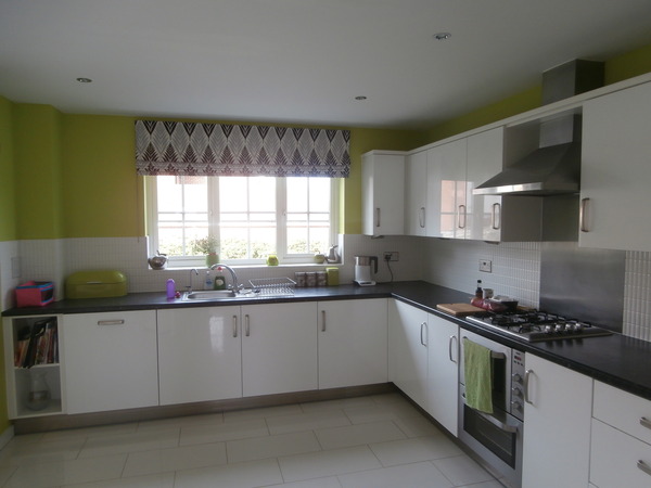 Lime green playroom ?