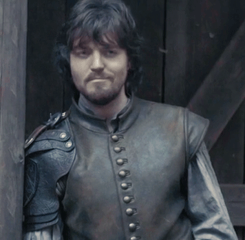 Swagger Inn. Thread 81. BBC Musketeers. Anything stuck in your teeth Aramis?
