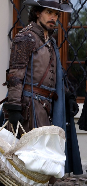 Swagger Inn. Thread 81. BBC Musketeers. Anything stuck in your teeth Aramis?
