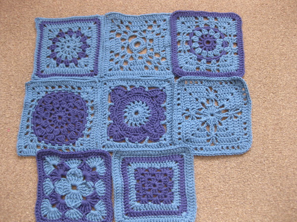 Woolly Hugs...We are making a blanket for WhereDoAllTheCalculatorsGo : Lovely donors and crafters, we need your help.