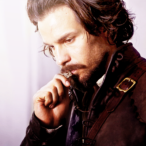 Swagger Inn. Thread 81. BBC Musketeers. Anything stuck in your teeth Aramis?