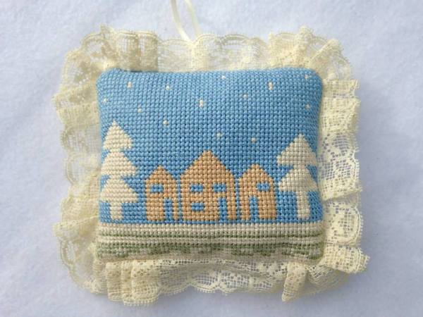 Woolly Hugs. 2015 Easter Craft Sale for the amazing charity WAY (Widowed and Young)