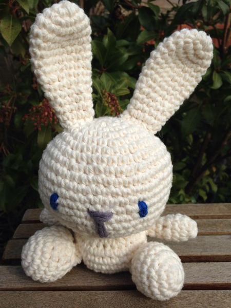 Woolly Hugs. 2015 Easter Craft Sale for the amazing charity WAY (Widowed and Young)