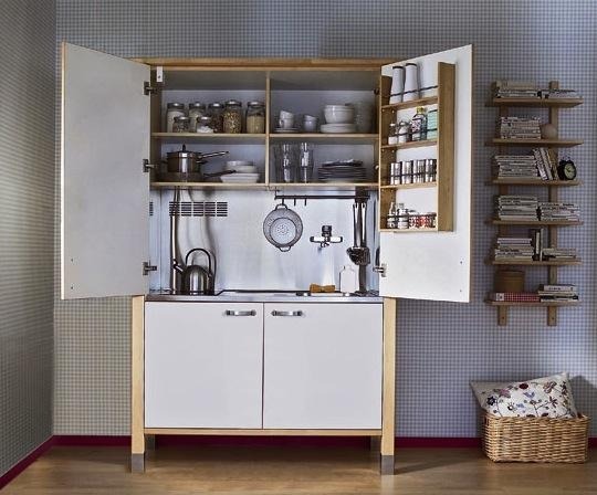 Kitchen fitting advice: tiny studio
