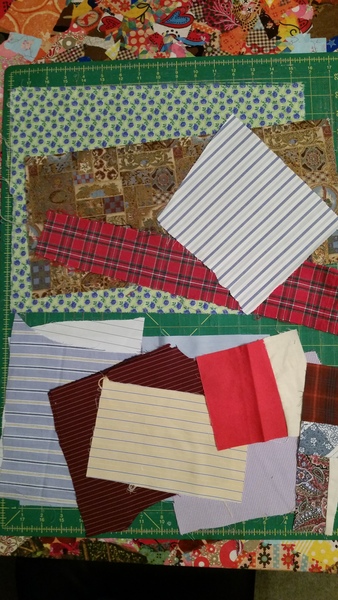 Easy Patchwork Strip Quilt - tutorial by Zing