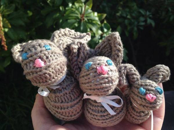 Woolly Hugs. 2015 Easter Craft Sale for the amazing charity WAY (Widowed and Young)