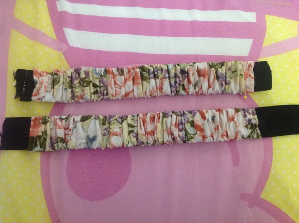 Duvet cover extension "tongue" for tucking under mattress.