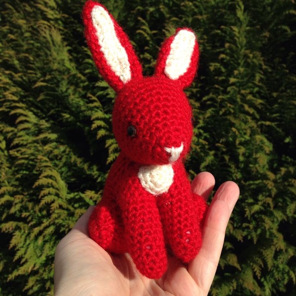 Woolly Hugs. 2015 Easter Craft Sale for the amazing charity WAY (Widowed and Young)