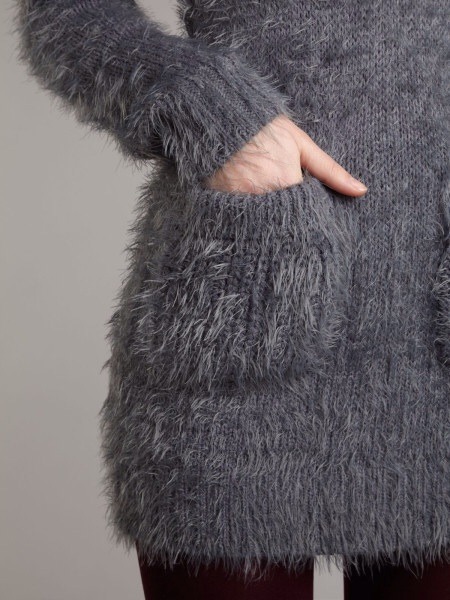 What do 11/12 year old girls wear these days?