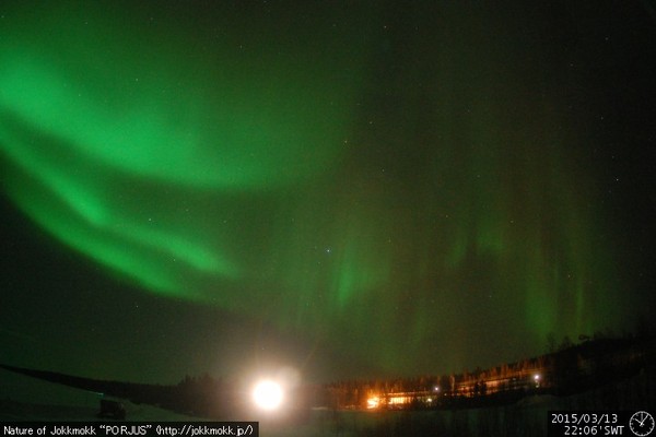 Armchair aurora watching