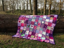Woolly Hugs : We are making a blanket for the very lovely cathpip. Donors and crafters, can anyone help us?
