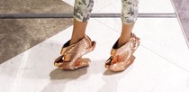 If anybody actually has, and wears, these shoes, I will eat my hat