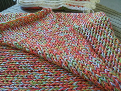 Team Hooker : Come flash your wares at the Hotel Crochetfornia.