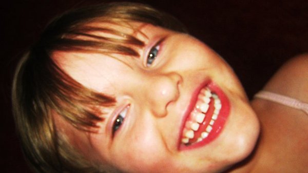 Share your tips & tricks on keeping your children's teeth healthy for Colgate - chance to win a £250 voucher! *NOW CLOSED*