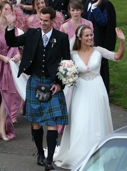 Kim Sears wedding dress