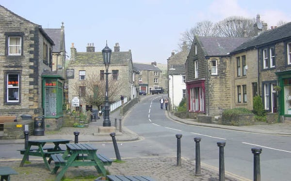 where to live in the Manchester area??