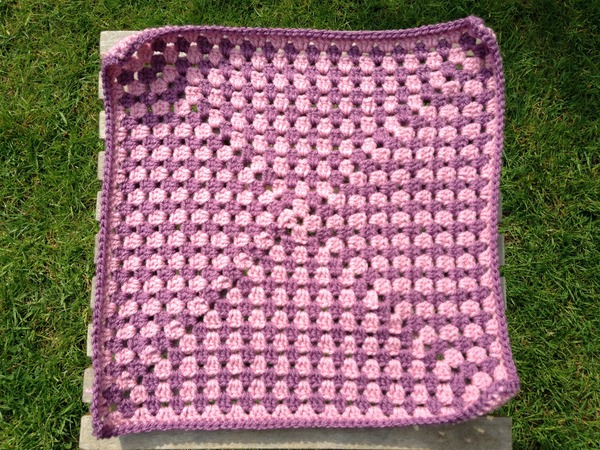 Woolly Hugs: Blankets for the Children of Chernobyl. Squares needed!