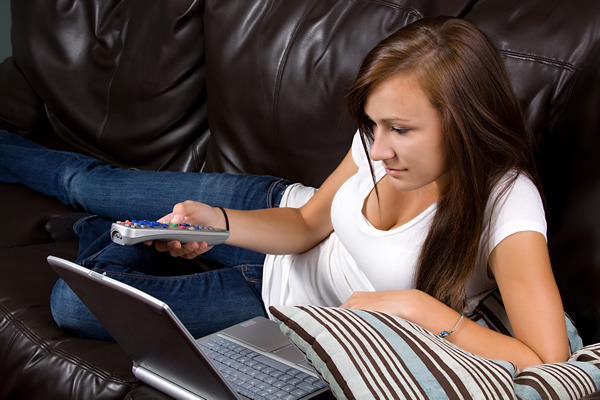 Neuroscience Explains why Revising While Watching TV is a Very Bad Idea