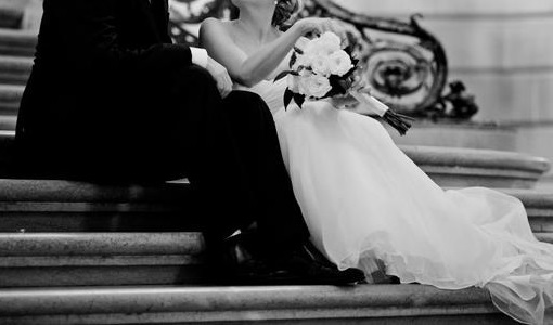 to wear a big white wedding dress to a registry office?
