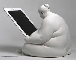 The Brave Babes Battle Bus - Shaking Off The Winter Blues And Getting Out Our Booze Free Summer Shoes!