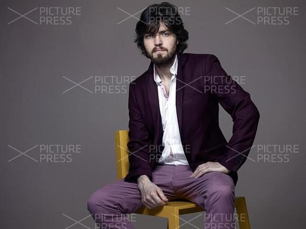 Swagger Inn: Thread 93 - Carry on wenching, Musketeers ahoy!