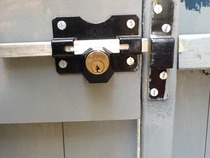 Changing a gate lock cylinder - can I do it myself?