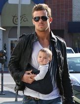 Who's your celeb crush, with pictures!