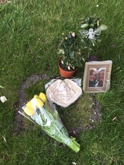 finding it difficult; missing my mum