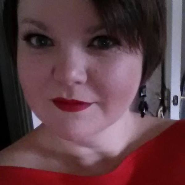 Growing out a pixie...without descending into frumpsville