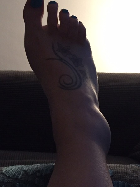 We'd rather have a finger than a funnel whilst eating our bodyweight in Raspberry Magnums to ease the fanny daggers... keep growing those babies viroids, its JS Grads no 27