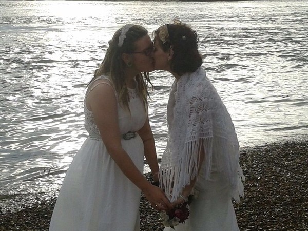 Lesbian wedding ideas please :)