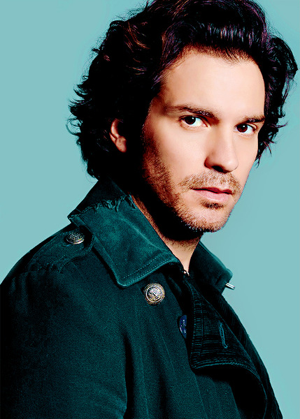 Swagger Inn: Thread 94 - Cumpleaños feliz! It's Santi's 37th birrrrthday...