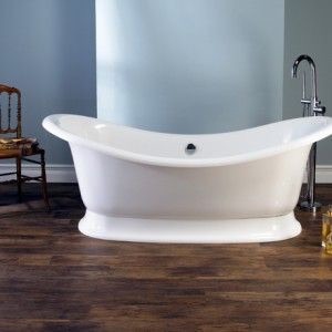 Has anyone got the Marlborough bath from Victoria & Albert?