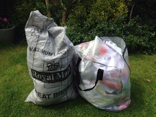 Woolly Hugs: Blankets for the Children of Chernobyl. Squares needed!