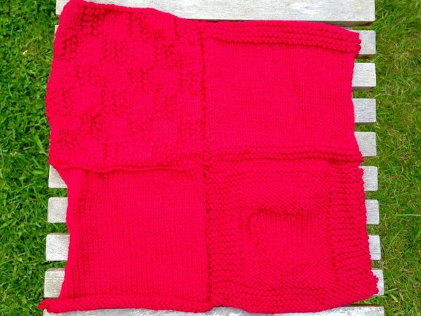 Woolly Hugs: Blankets for the Children of Chernobyl. Squares needed!