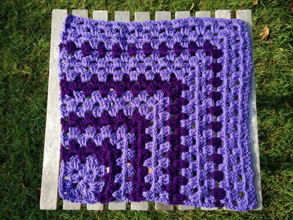 Woolly Hugs: Blankets for the Children of Chernobyl. Squares needed!