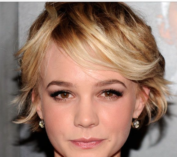 Can't decide on these 2 hairstyles. What do you think (AKA please help!)