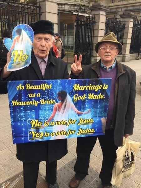 To rally Irish voters here and ask is anyone voting No tomorrow?