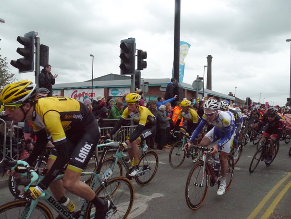 MN Peloton's Road Racing Spring Classics 2015 - trois, deux, un..