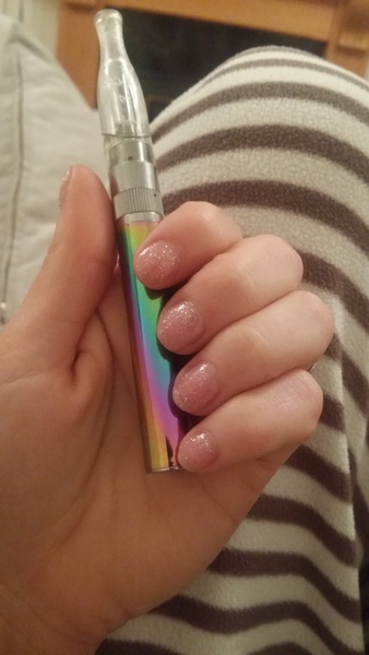 Hard wearing nail varnish tips