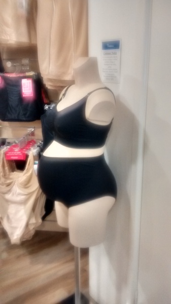 September crew - baby bumps are appearing and we're emerging as team blue, pink or yellow! Thread 8 :)